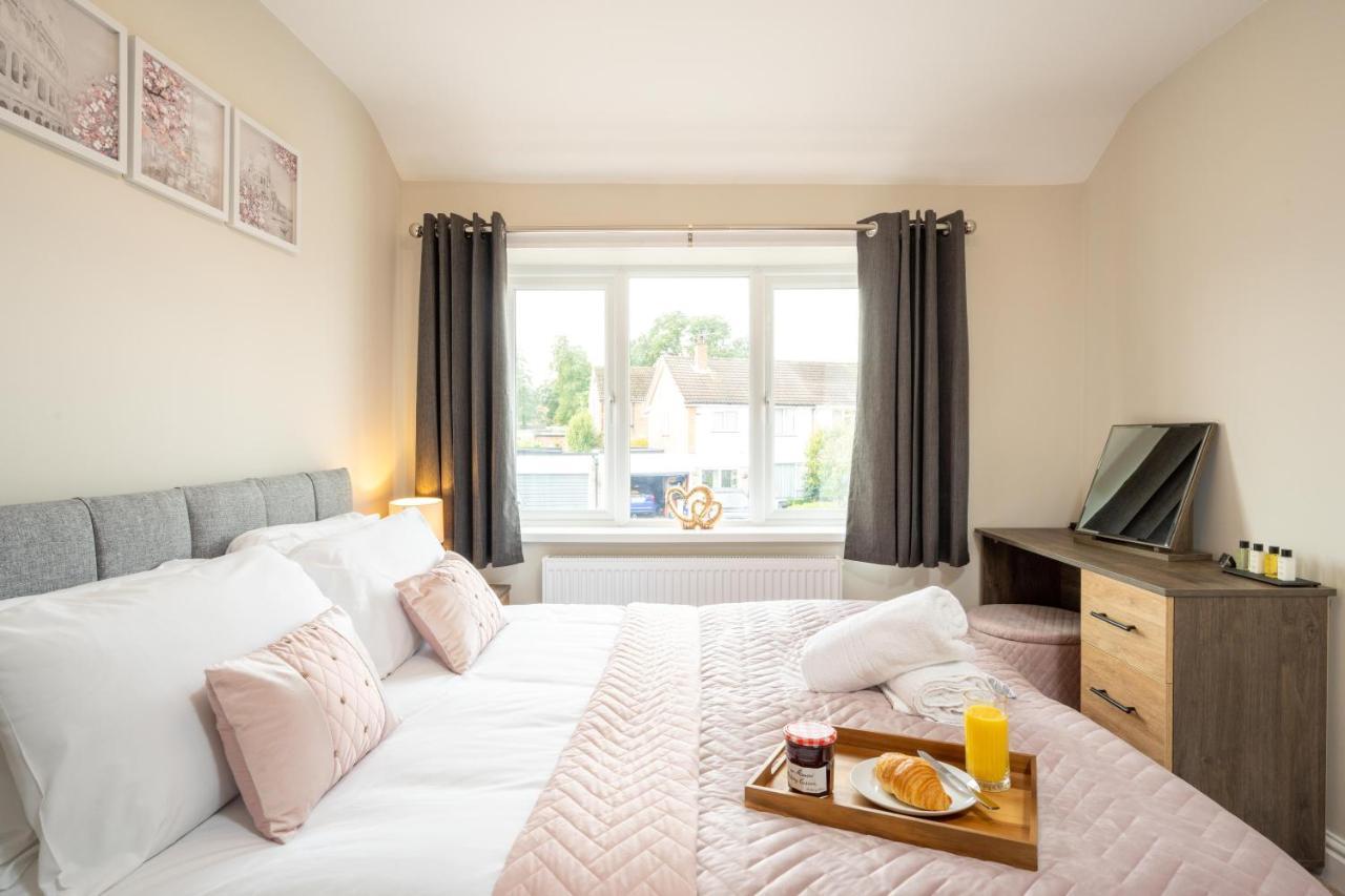 The Oaklands - Luxury Spacious 6-Bed, Near Solihull, Birmingham City, Jlr, Nec, Airport, Resorts World, Hs2 Eksteriør billede