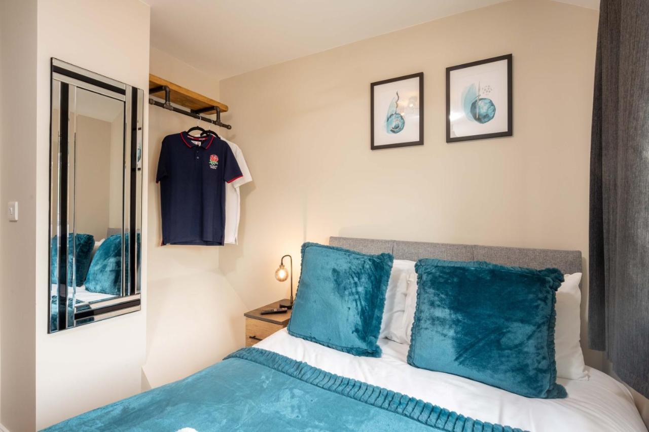 The Oaklands - Luxury Spacious 6-Bed, Near Solihull, Birmingham City, Jlr, Nec, Airport, Resorts World, Hs2 Eksteriør billede